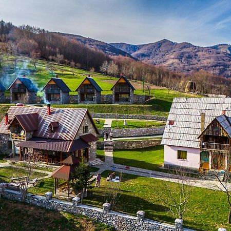 Vila Alpini Lepushe ภายนอก รูปภาพ